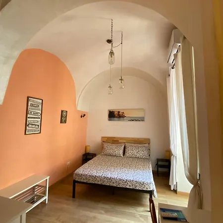 Appartamento In The Heart Of Napoli